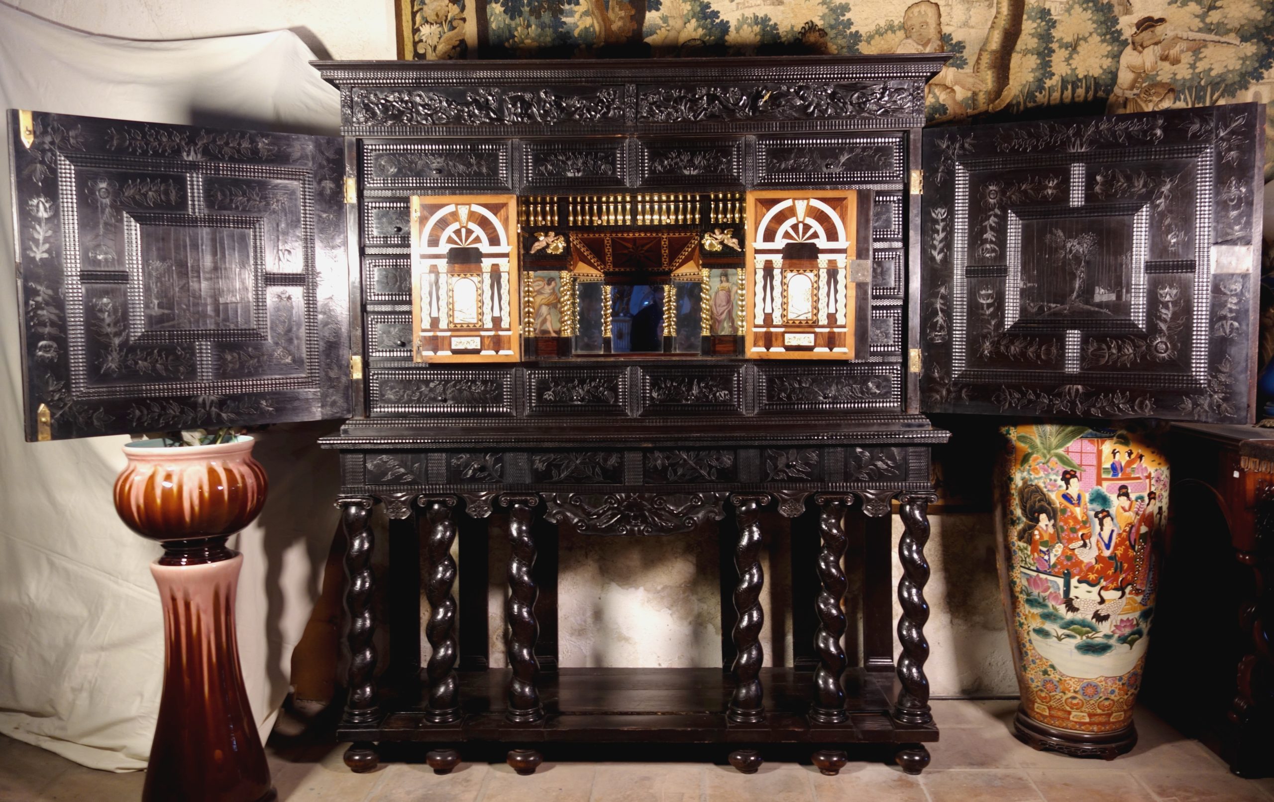 Présentation d’un cabinet d’ébène du XVIIe siècle – 1ère partie