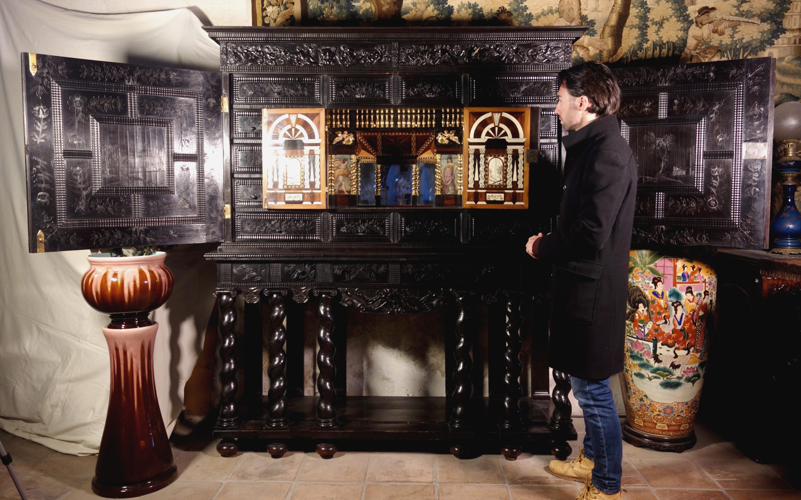 Présentation d’un cabinet d’ébène du XVIIe siècle – 8ème et dernière partie